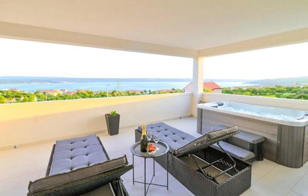 Apartmant Shine Luxury Maslenica Exteriör bild