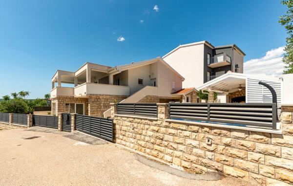 Apartmant Shine Luxury Maslenica Exteriör bild